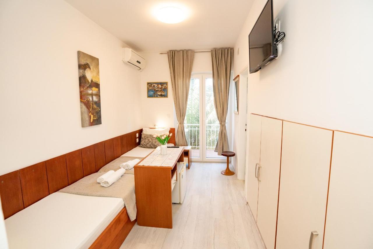 Rooms Magnolia With Pool Novalja Dış mekan fotoğraf