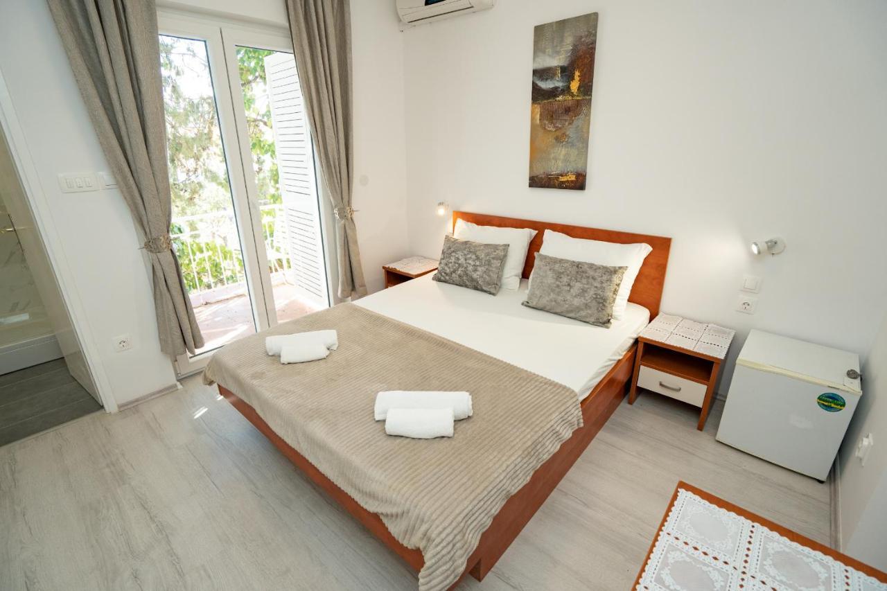 Rooms Magnolia With Pool Novalja Dış mekan fotoğraf