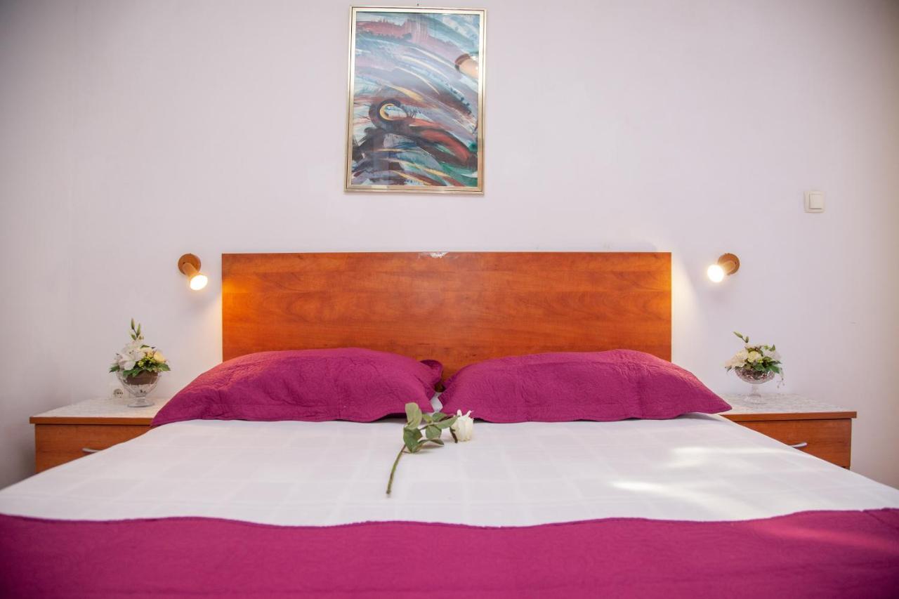 Rooms Magnolia With Pool Novalja Dış mekan fotoğraf