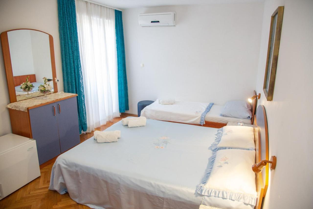 Rooms Magnolia With Pool Novalja Dış mekan fotoğraf